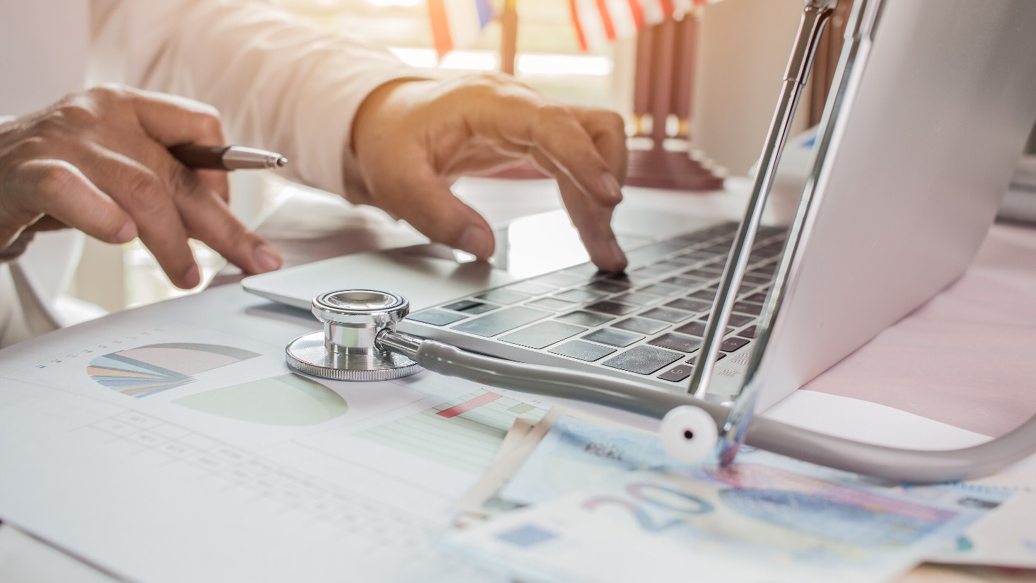 4 ways to reduce energy costs at healthcare facilities